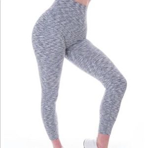 P’tula “Kate” Leggings